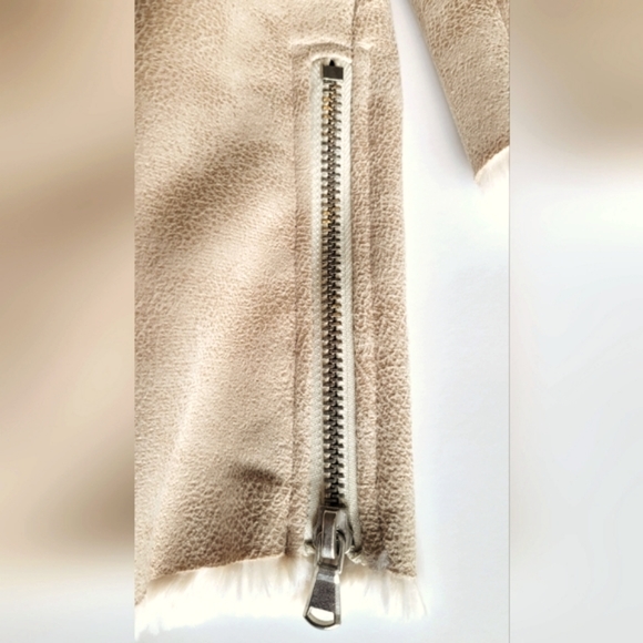 Faux Fur Lined Suede Aviator Jacket by FOREVER 21 - Picture 8 of 15